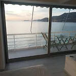 Blue Bliss Apartment *