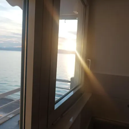 Blue Bliss Apartment