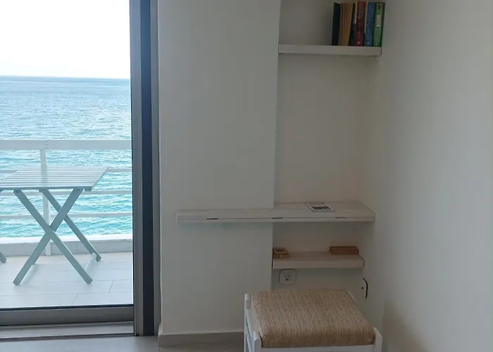 Blue Bliss לוטראקי